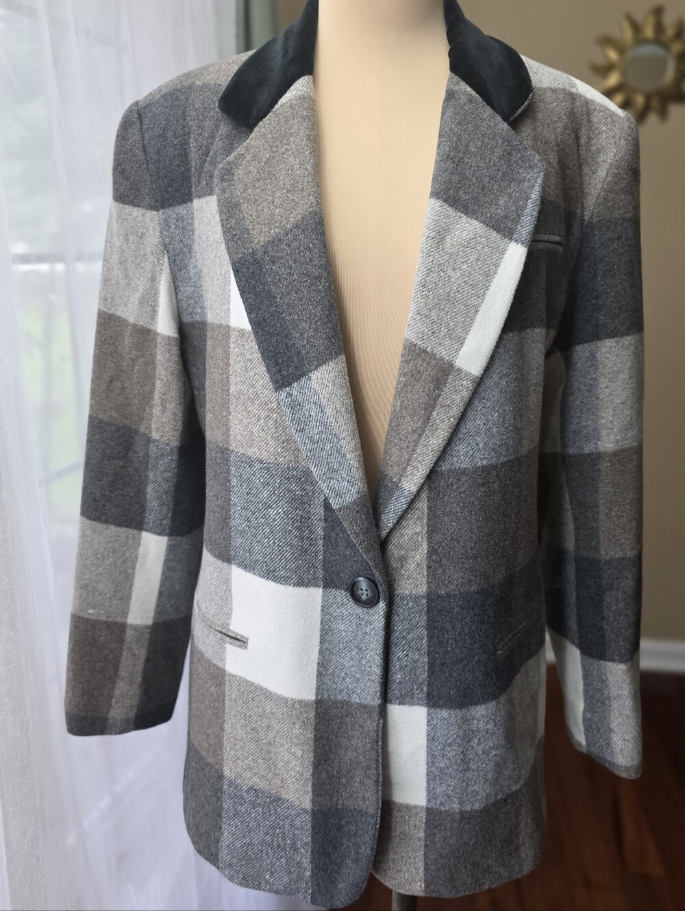 Vintage 80s Gantos 100% Wool Plaid Blazer Velvet Collar Made USA Womens Size 8
